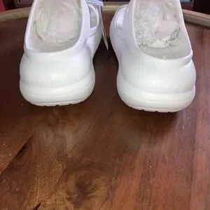 CROCS | Shoes | Crocs Classic Crush Platform Clogs White 